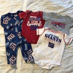 ☀️3/$15 NY Giants lot 0-3 months